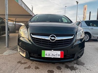Usata Opel Meriva 100 CV (73 kW) 2015 Verde Monovolume