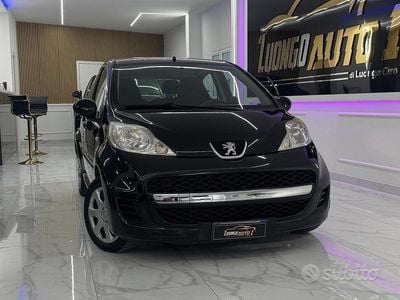 Usata Peugeot 107 68 CV (50 kW) 2009 Nero Utilitaria