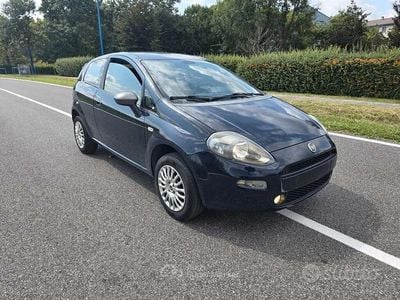 Usata Fiat Punto Evo 69 CV (50 kW) 2015 Blu Utilitaria
