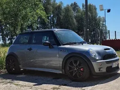 Usata Mini John Cooper Works 200 CV (147 kW) 2003 Grigio Utilitaria
