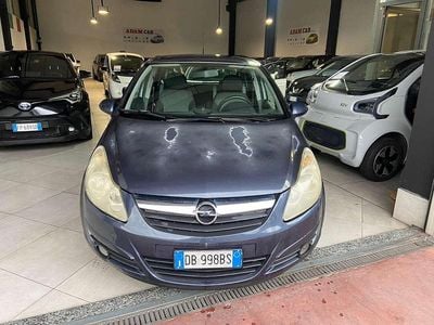 Usata Opel Corsa Cosmo 80 CV (58 kW) 2009 Grigio Berlina