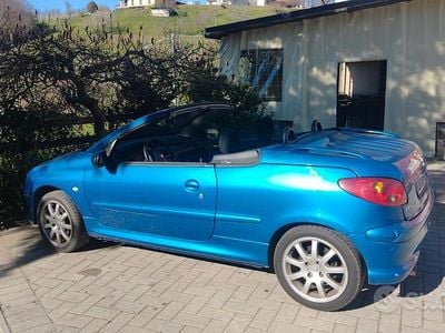 Usata Peugeot 206 109 CV (80 kW) 2003 Cabrio