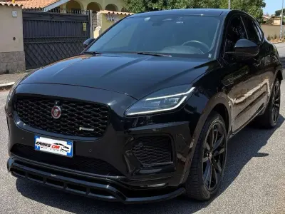 Usata Jaguar E-Pace R-Dynamic 204 CV (150 kW) 2021 Nero SUV