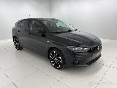 Usata Fiat Tipo S 120 CV (88 kW) 2017 Nero Berlina