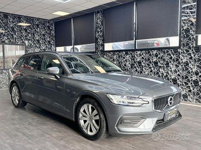 Grigio Usata 2019 Volvo V60 Business Edition Station wagon | 12.900 € (Buon prezzo)
