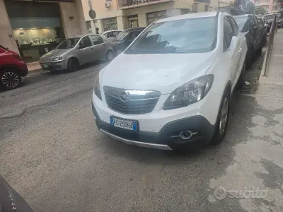 Usata Opel Mokka 136 CV (100 kW) 2015 Bianco SUV