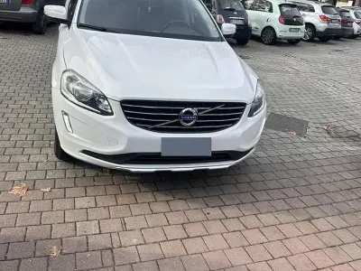 Usata Volvo XC60 190 CV (139 kW) 2015 Bianco SUV