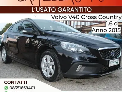 Usata Volvo V40 CC Momentum 115 CV (84 kW) 2015 Nero Station wagon