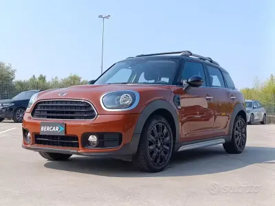 Usata Mini Cooper D Countryman 150 CV (110 kW) 2017 Giallo SUV