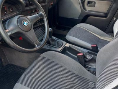 usata BMW 316 316i cat 4 porte Edition