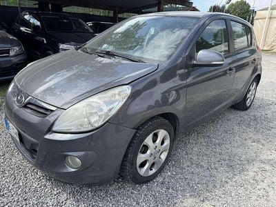 Usata Hyundai i20 Classic 75 CV (55 kW) 2012 Grigio Utilitaria
