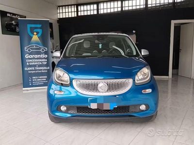 Usata Smart ForFour 71 CV (52 kW) 2015 Blu Utilitaria