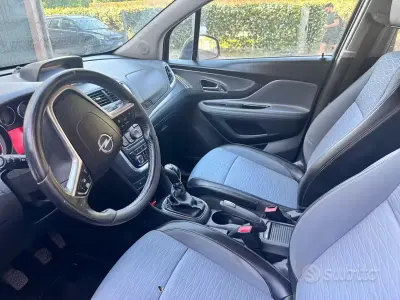 Usata Opel Mokka 140 CV (102 kW) 2016 Nero SUV