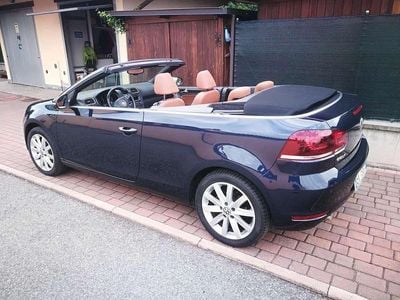 Usata VW Golf Cabriolet Highline 110 CV (80 kW) 2012 Blu/azzurro Cabrio
