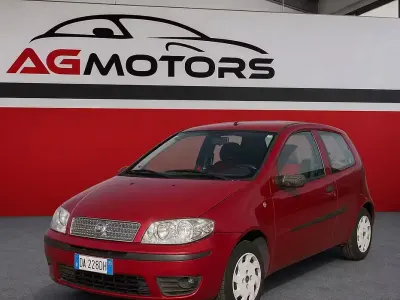 Usata Fiat Punto Dynamic 60 CV (44 kW) 2006 Rosso Utilitaria