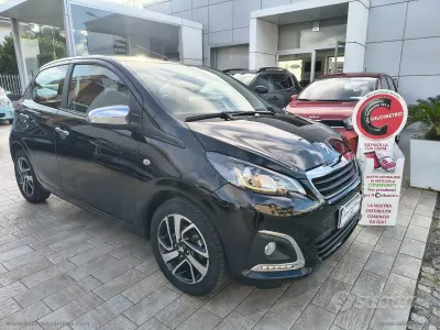 Usata Peugeot 108 Allure 72 CV (52 kW) 2021 Nero Berlina