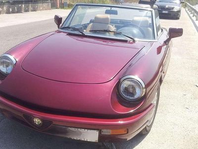 Usata Alfa Romeo Spider 117 CV (86 kW) 1990 Rosso Cabrio