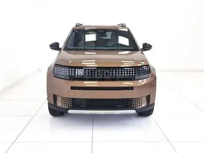 Nuova Fiat Grande Panda La Prima 101 CV (74 kW) 2026 Bronzo Utilitaria