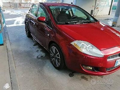 Usata Fiat Bravo 120 CV (88 kW) 2007 Rosso Utilitaria