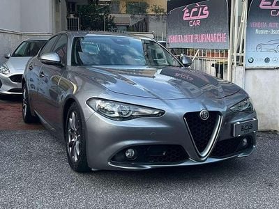 Usata Alfa Romeo Giulia Super 200 CV (147 kW) 2017 Grigio Berlina