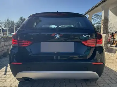 Usata BMW X1 177 CV (130 kW) 2012 SUV