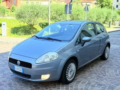 Usata Fiat Punto Classica 60 CV (44 kW) 2007 Grigio Utilitaria