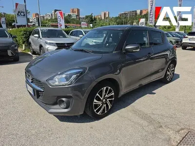 Usata Suzuki Swift 83 CV (61 kW) 2022 Grigio Utilitaria