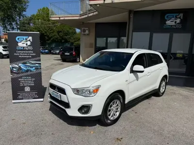 Usata Mitsubishi ASX Inform 114 CV (83 kW) 2015 Bianco SUV