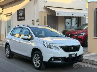 Usata Peugeot 2008 Business-Line 82 CV (60 kW) 2018 Bianco SUV