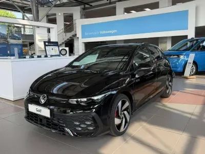 Nouvelle VW Golf VIII GTE 272 ch (200 kW) 2026 Noir Berline