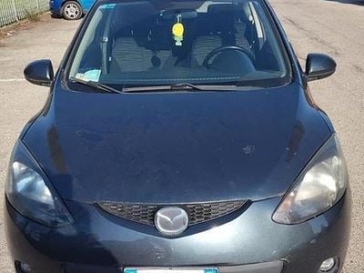 Usata Mazda 2 75 CV (55 kW) 2009 Blu Utilitaria