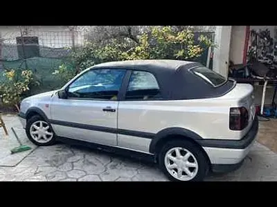 Usata VW Golf Cabriolet 101 CV (74 kW) 1995 Cabrio