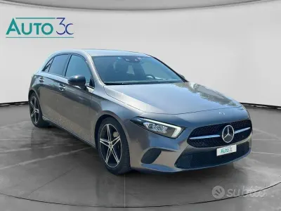 Usata Mercedes A180 AMG Edition 1 116 CV (85 kW) 2019 Grigio Berlina