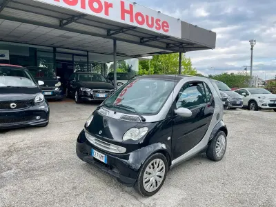 Usata Smart ForTwo Coupé Passion 61 CV (44 kW) 2006 Nero Coupé
