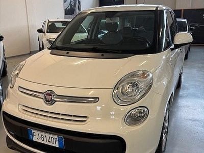 Bianco Usata 2017 Fiat 500L Living Monovolume | 9900 € (Buon prezzo)