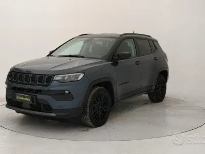 Usata Jeep Compass 241 CV (177 kW) 2023 Blu SUV