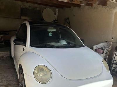 Usata VW Beetle 131 CV (96 kW) 2005 Bianco Utilitaria
