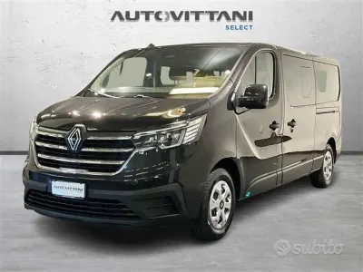 Usata Renault Trafic 150 CV (110 kW) 2024 Nero Monovolume