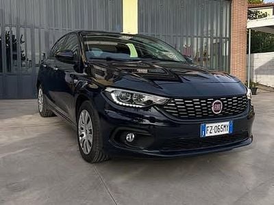 Usata Fiat Tipo Easy 120 CV (88 kW) 2019 Blu Berlina