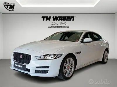 Usata Jaguar XE Prestige 180 CV (132 kW) 2016 Bianco Berlina