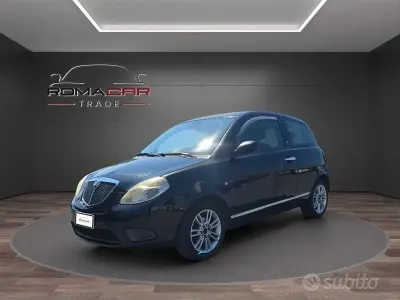 Usata Lancia Ypsilon 75 CV (55 kW) 2008 Nero Utilitaria