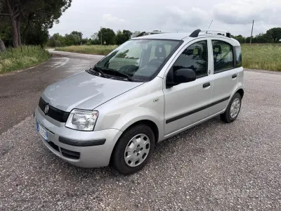 Usata Fiat Panda Emotion 69 CV (50 kW) 2011 Grigio Utilitaria