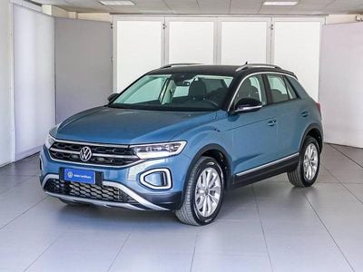 Usata VW T-Roc Style 116 CV (85 kW) 2025 Petroleum blue metallizzato nero SUV