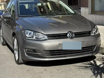 Usata VW Golf VII Highline 105 CV (77 kW) 2014 Grigio Berlina