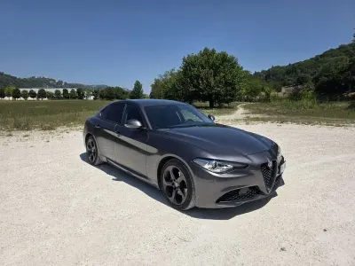 Usata Alfa Romeo Giulia Sprint 190 CV (139 kW) 2021 Berlina