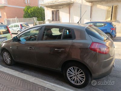 Usata Fiat Bravo 120 CV (88 kW) 2007 Marrone Utilitaria