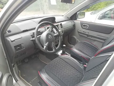 Usata Nissan X-Trail 136 CV (100 kW) 2004 SUV