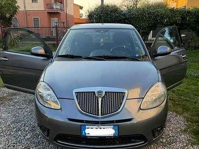 Usata Lancia Ypsilon 60 CV (44 kW) 2010 Utilitaria