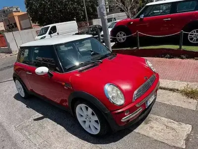 Usata Mini Cooper 116 CV (85 kW) 2002 Rosso Utilitaria
