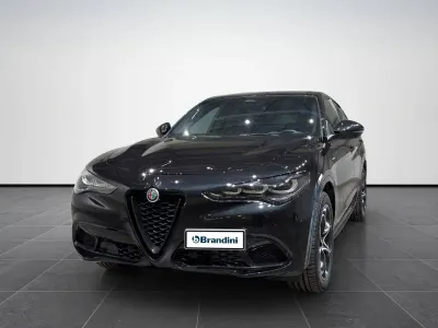 Usata Alfa Romeo Stelvio Veloce 209 CV (153 kW) 2025 Nero SUV